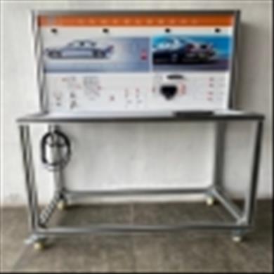 汽車(chē)倒車(chē)雷達系統實(shí)訓臺架